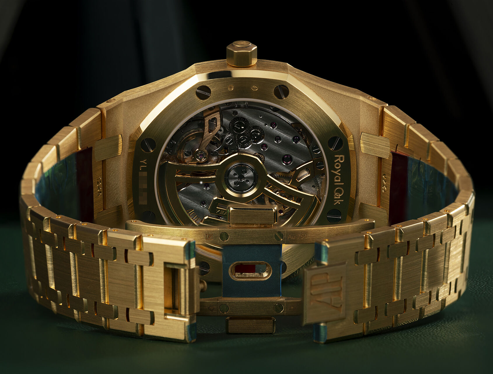 ref 16202BA.OO.1240BA.02 | 16202BA - Smoked Gold Dial  | Audemars Piguet Royal Oak