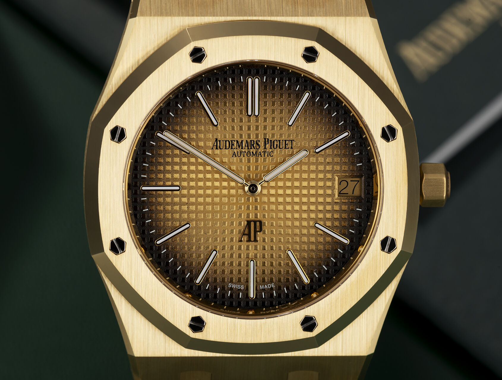 ref 16202BA.OO.1240BA.02 | 16202BA - Smoked Gold Dial  | Audemars Piguet Royal Oak