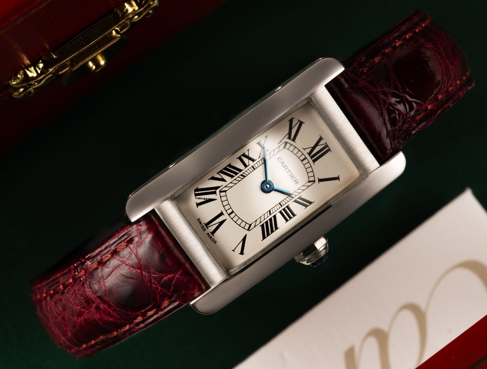 ref 2489 | 2489 - White Gold | Cartier Tank Américaine