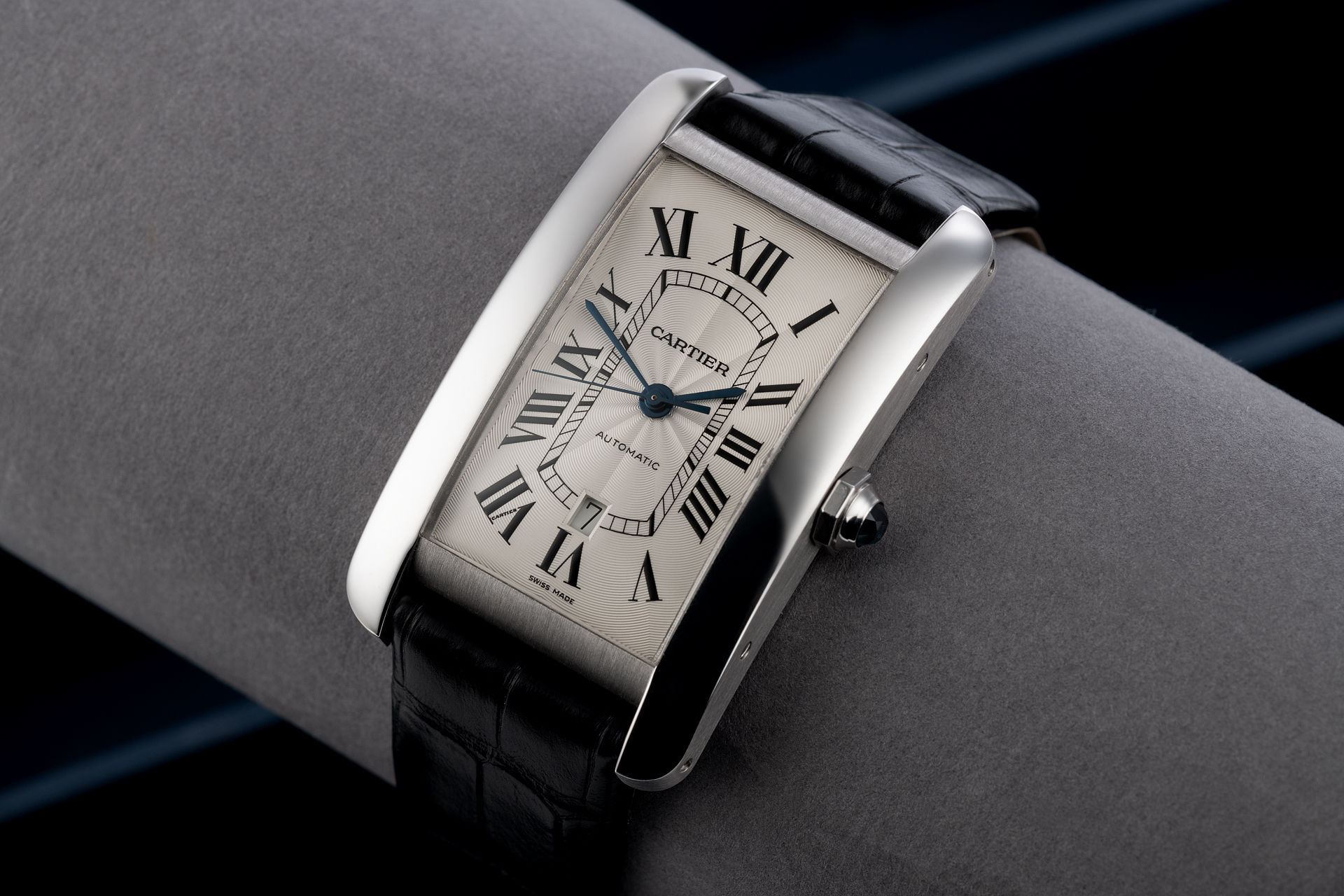 gents 18ct white gold cartier tank americaine xl