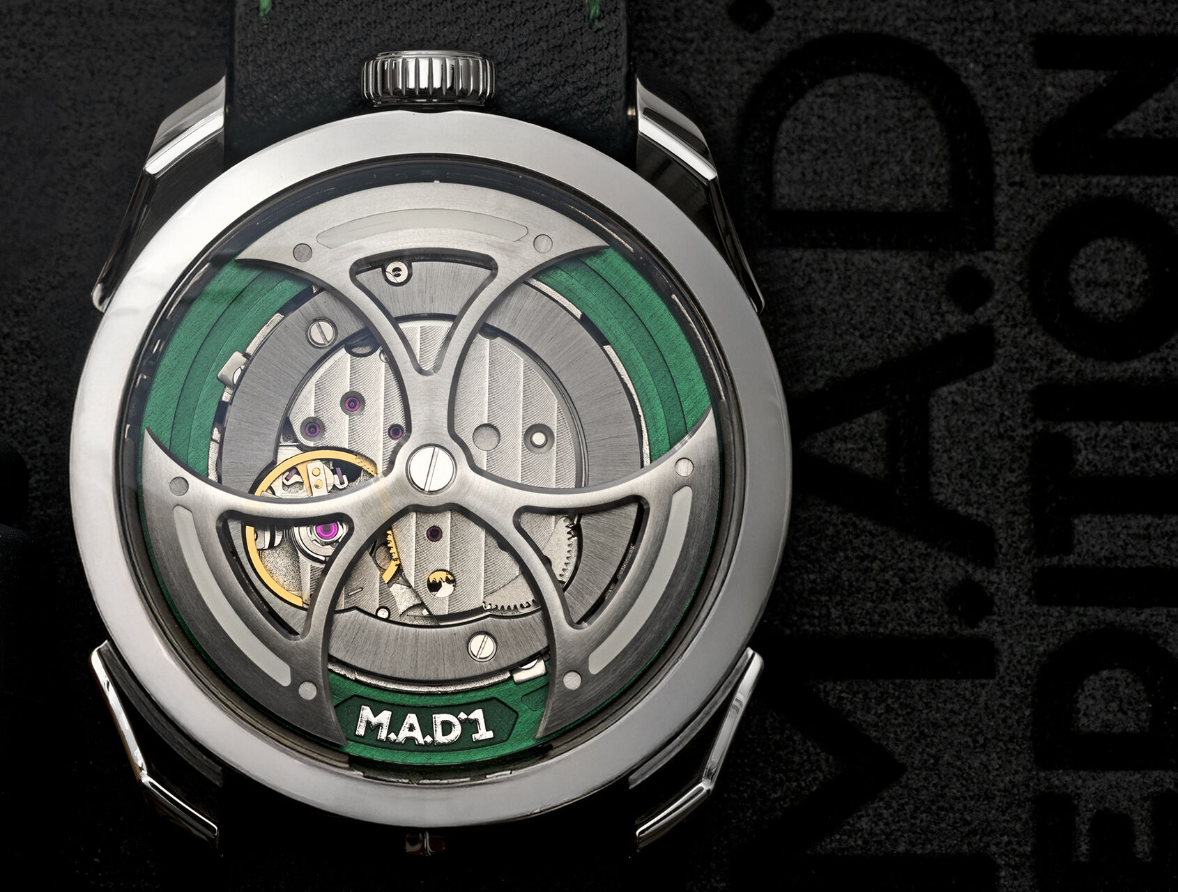 ref M.A.D. 1 | M.A.D. 1 'Green' | MB&F M.A.D 1 Edition