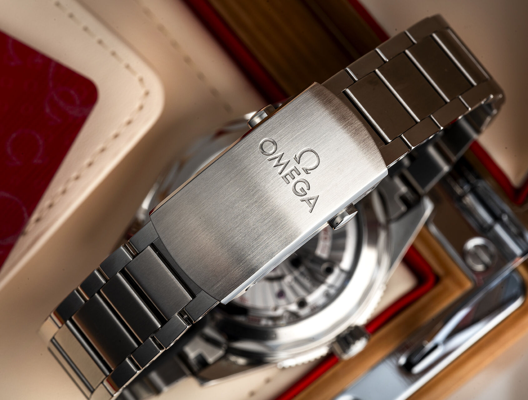 ref 234.30.41.21.01.001 | 234.30.41.21.01.001 | Omega Seamaster 300