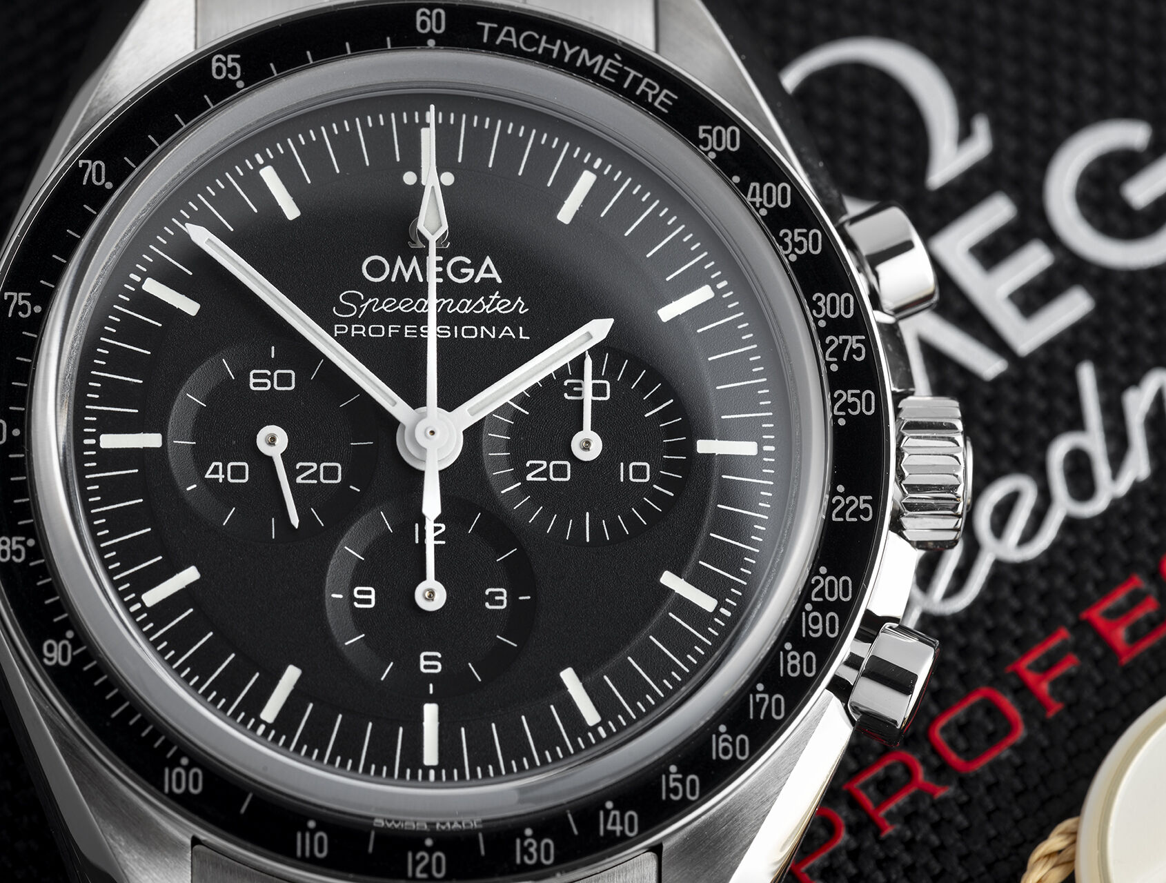 ref 31030425001002 | UK Retailed - Omega Warranty | Omega Speedmaster Professional