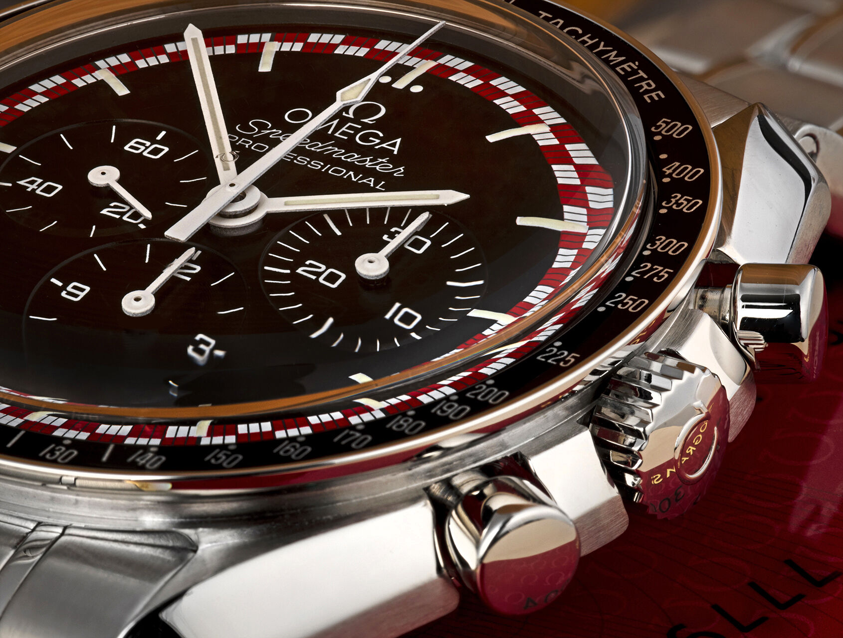 ref 311.30.42.30.01.004  | Speedmaster Professional | Omega Speedmaster Professional