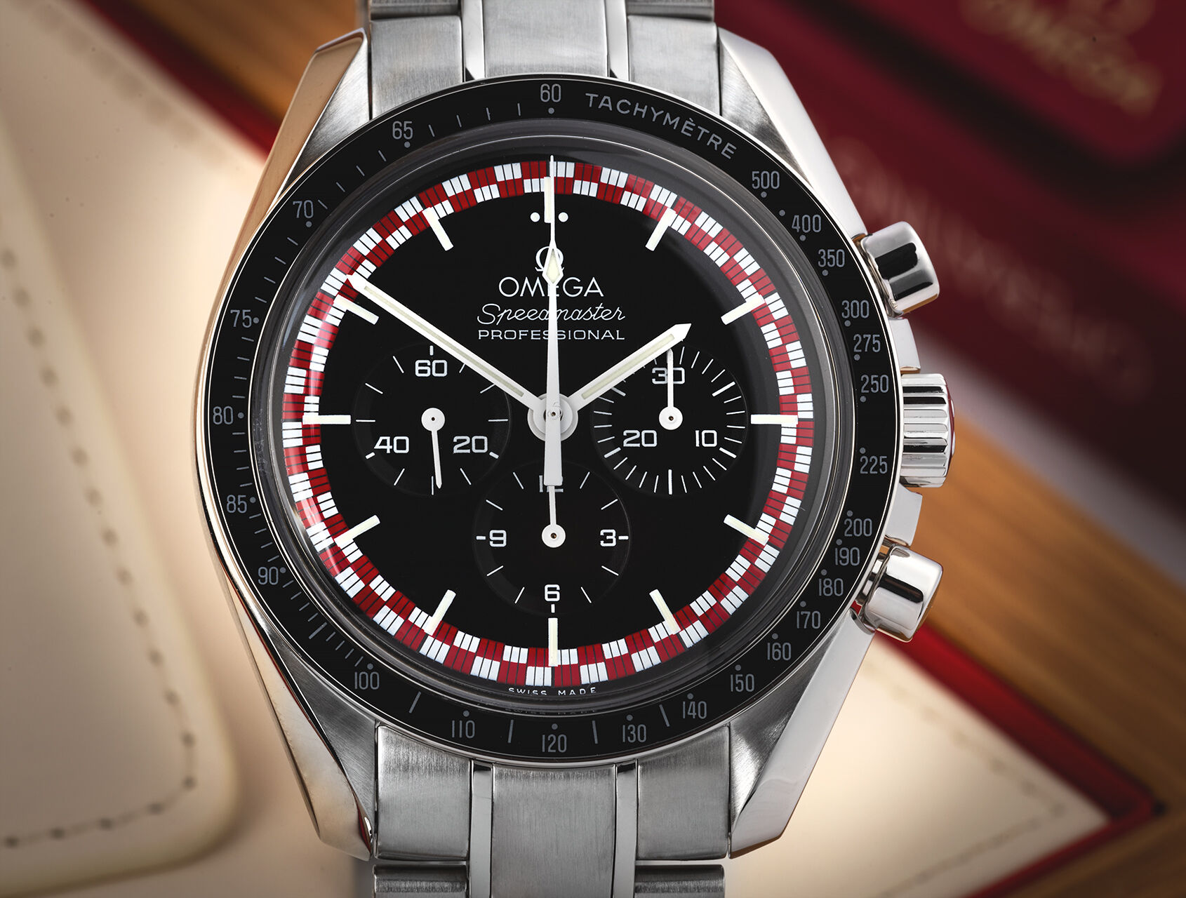 ref 311.30.42.30.01.004  | Speedmaster Professional | Omega Speedmaster Professional