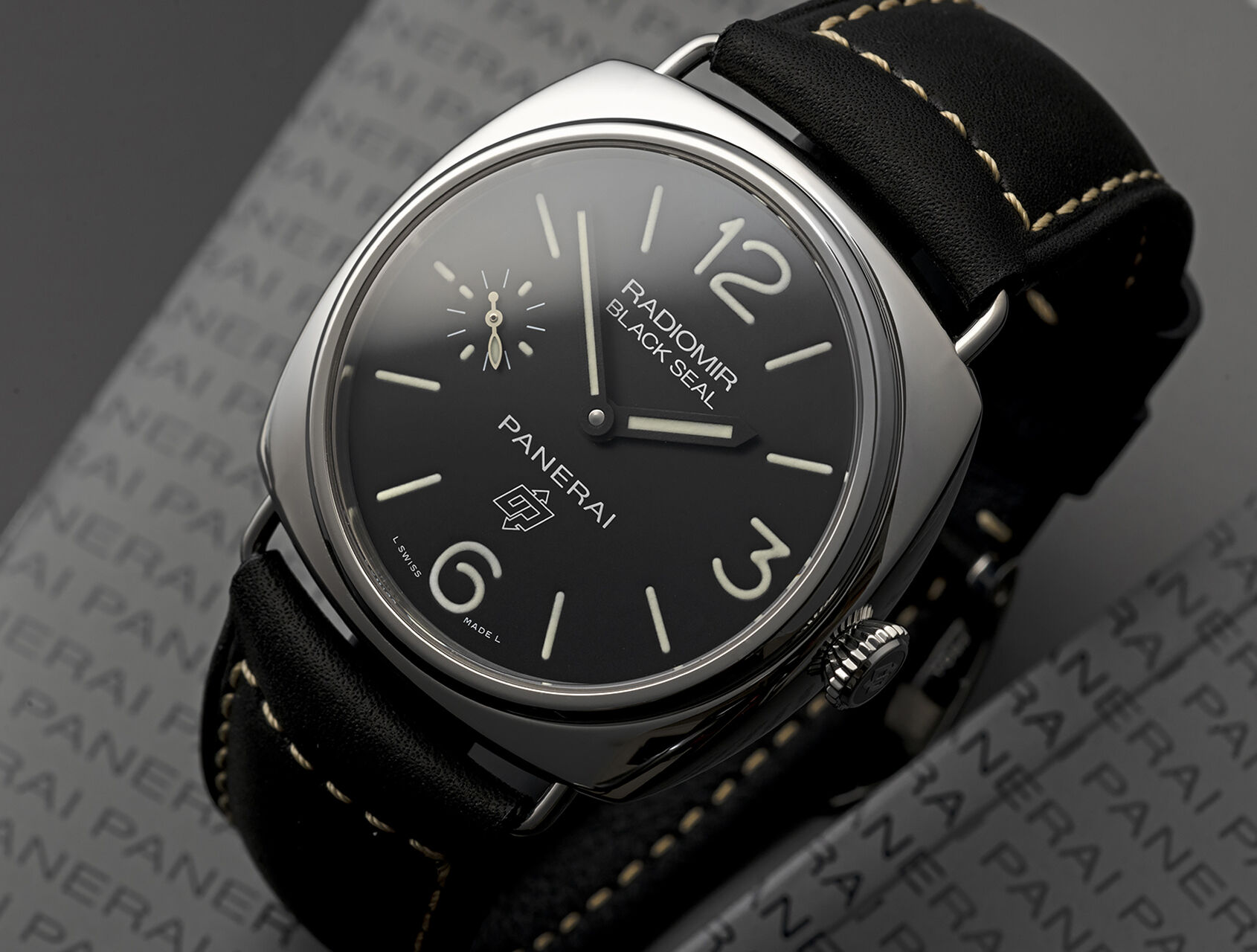 ref PAM 380 | PAM 380 - OP | Panerai Radiomir Black Seal Logo