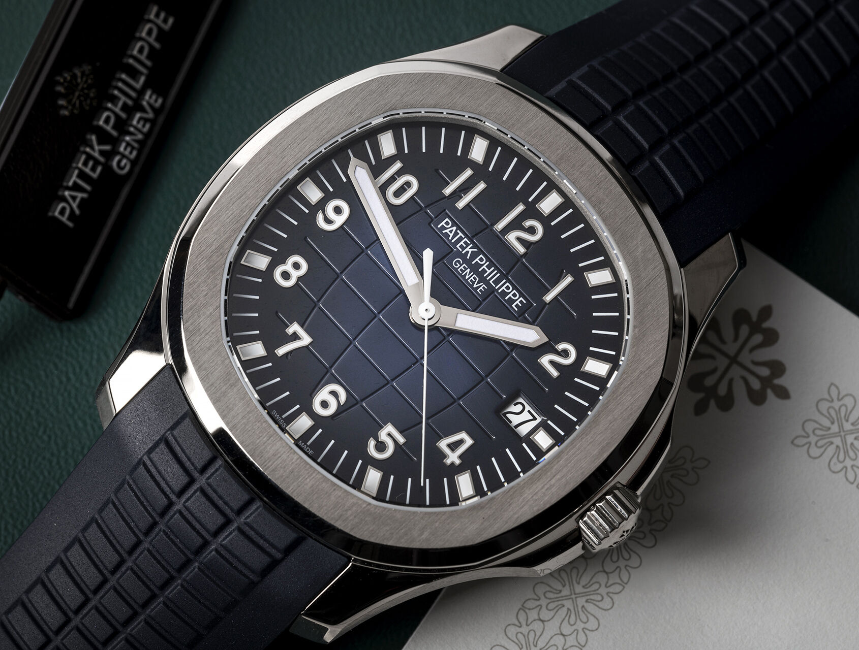 ref 5168G-001 | 5168G - White Gold | Patek Philippe Aquanaut