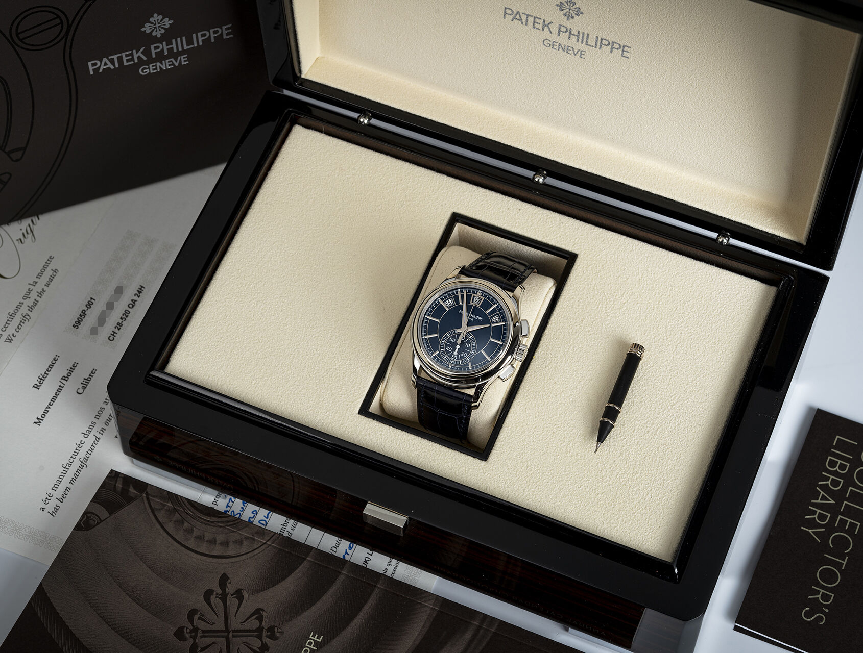 ref 5905P-001 | 5905P-001 - Blue Dial | Patek Philippe Flyback Chronograph Annual Calendar