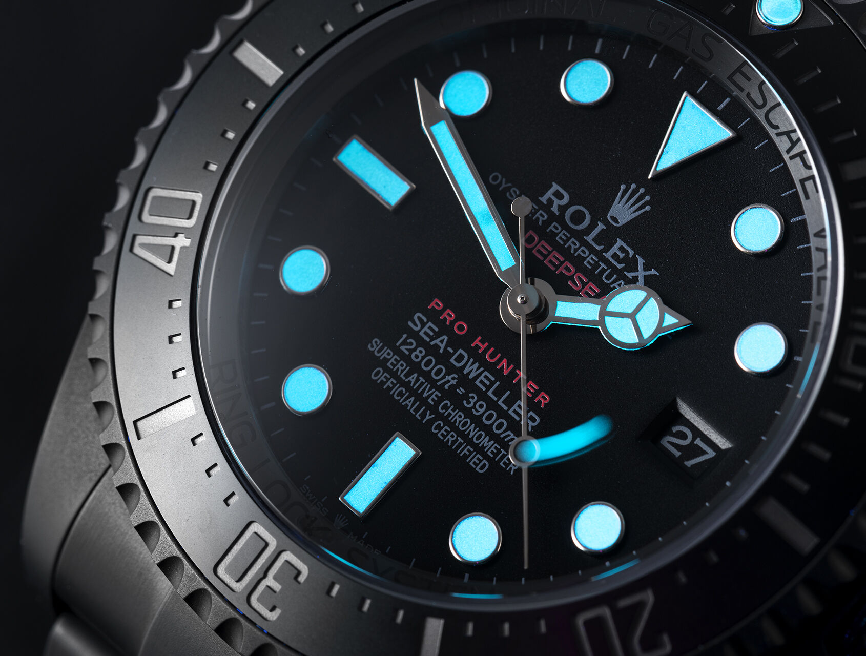 ref 136660 | Deepsea | Pro Hunter Deepsea