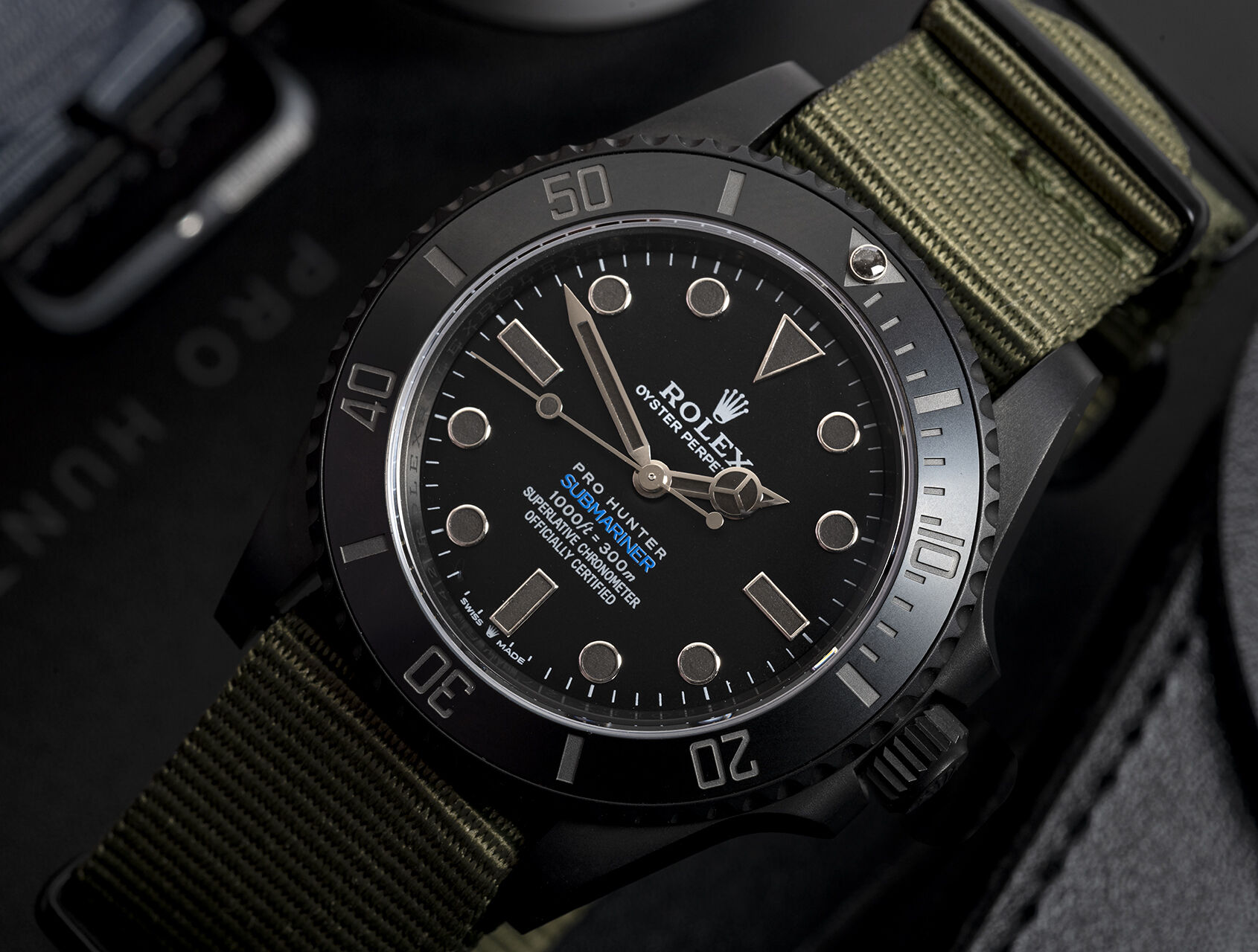 ref 124060 | Phantom Submariner Military | Pro Hunter Phantom Submariner