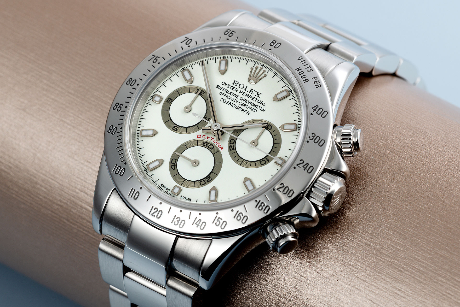 Rolex Cosmograph Daytona Watches | ref 116520 | Rare 'P Series' Cream Dial  | The Watch Club