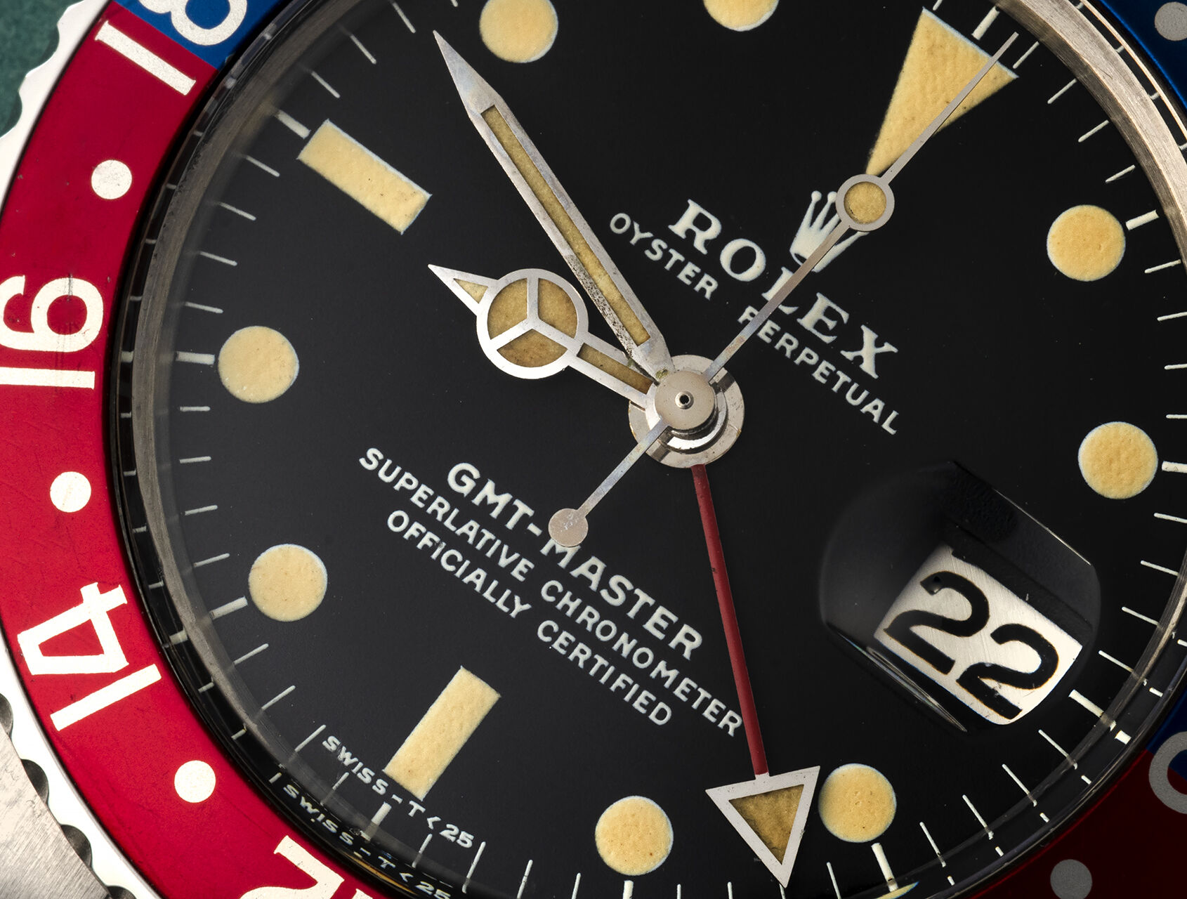 ref 1675 | Pointed Crown Guards | Rolex GMT-Master