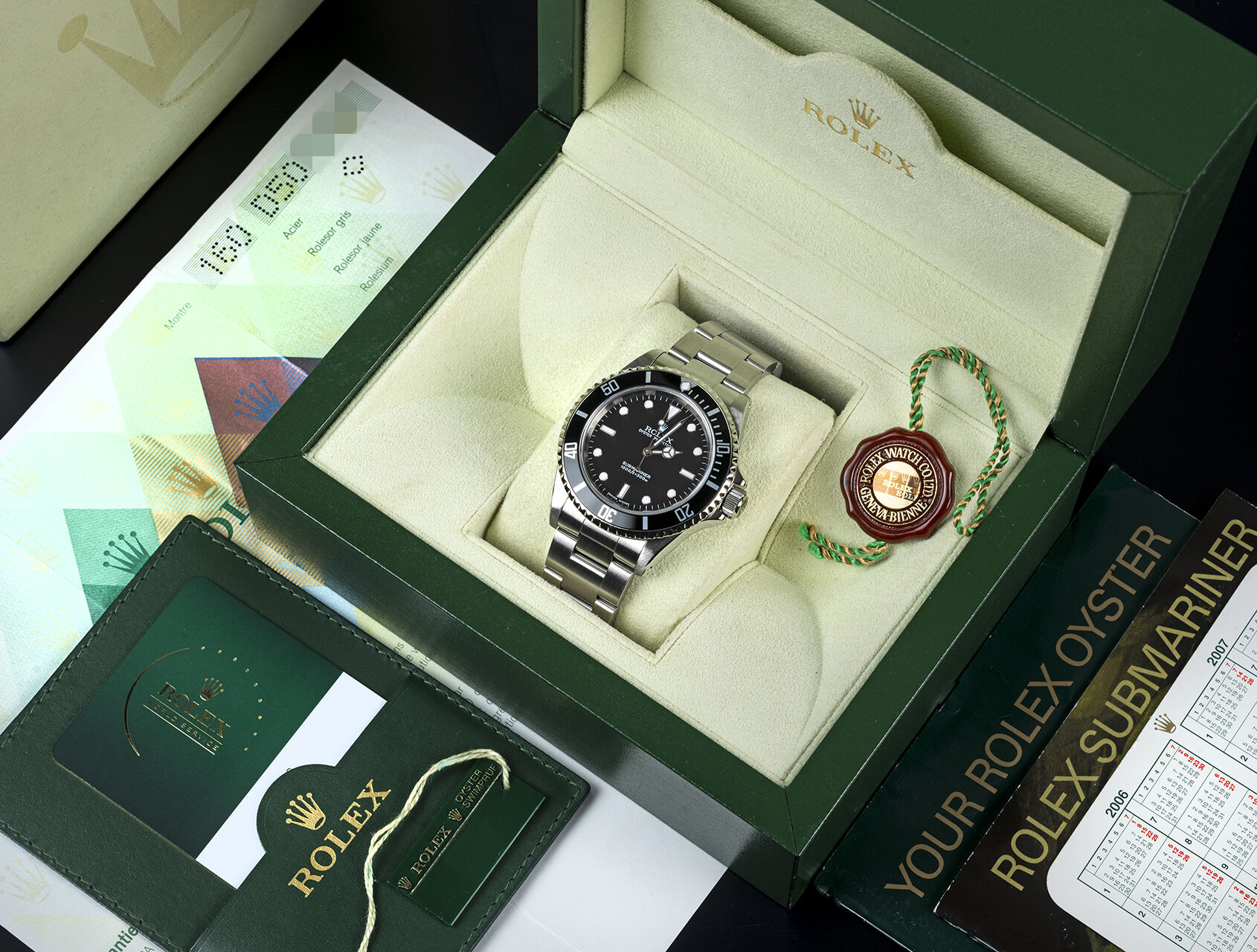 ref 14060M | 14060M - 2-Line | Rolex Submariner 