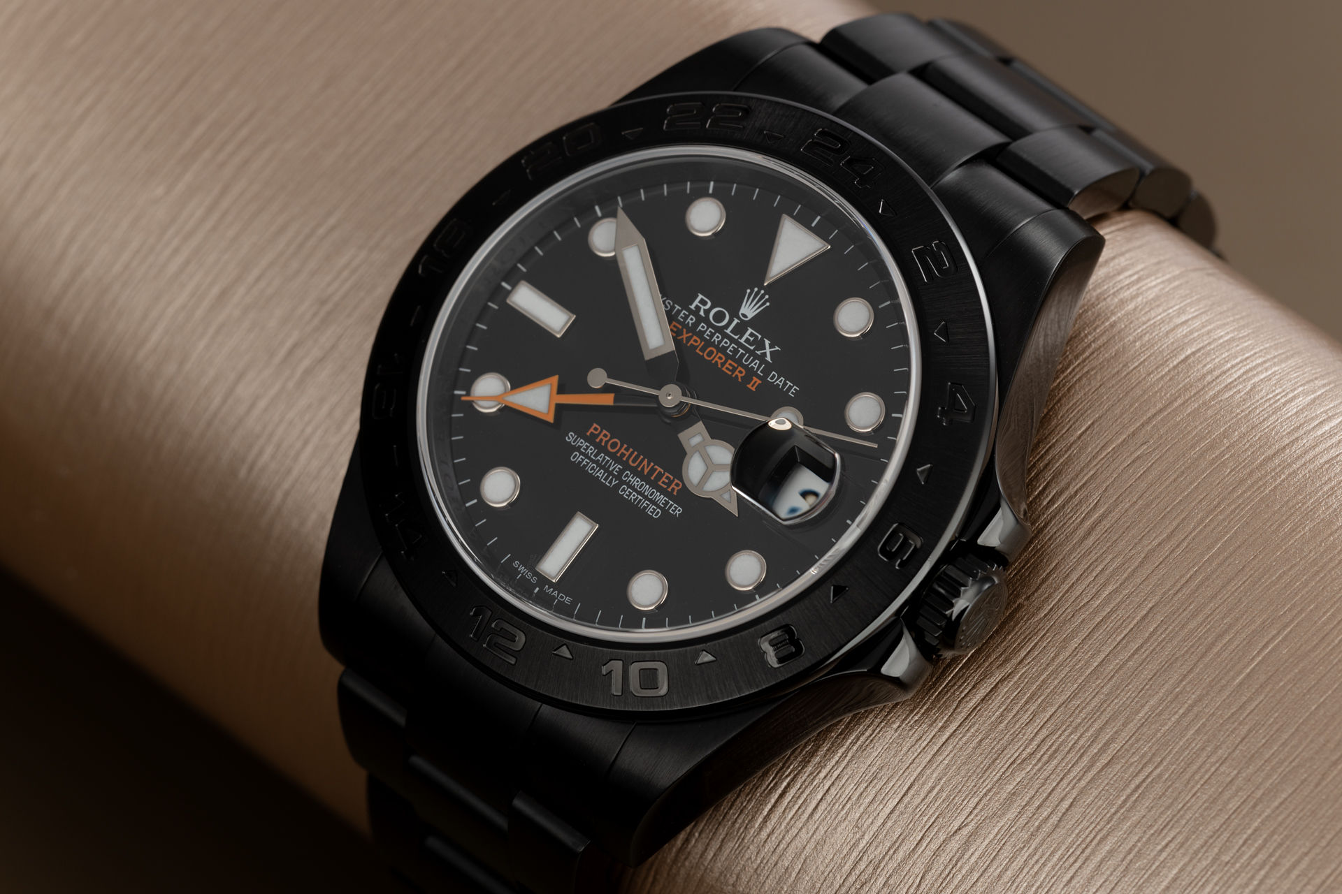 ref 216570 | 'One of 100'  | Pro Hunter Explorer II