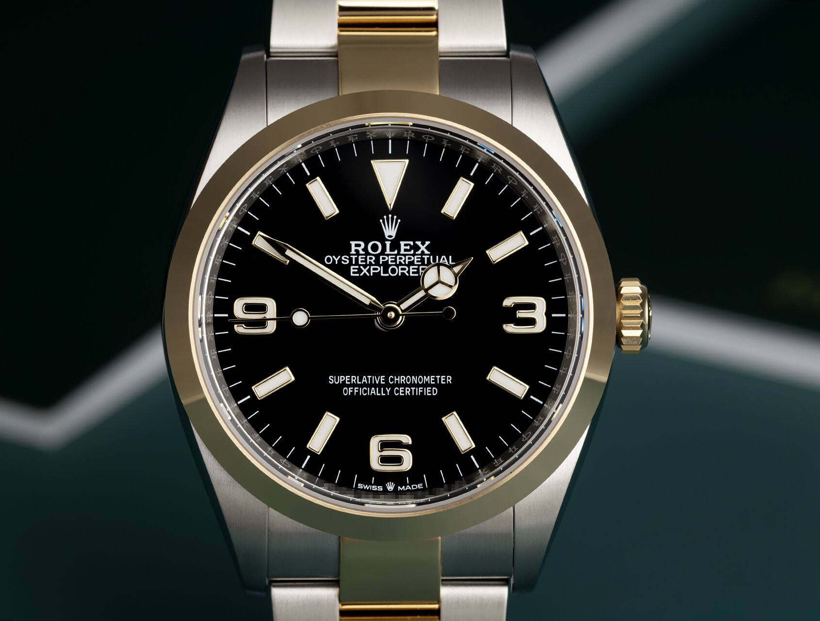 ref 124273 | 124273 - Gold & Steel | Rolex Explorer