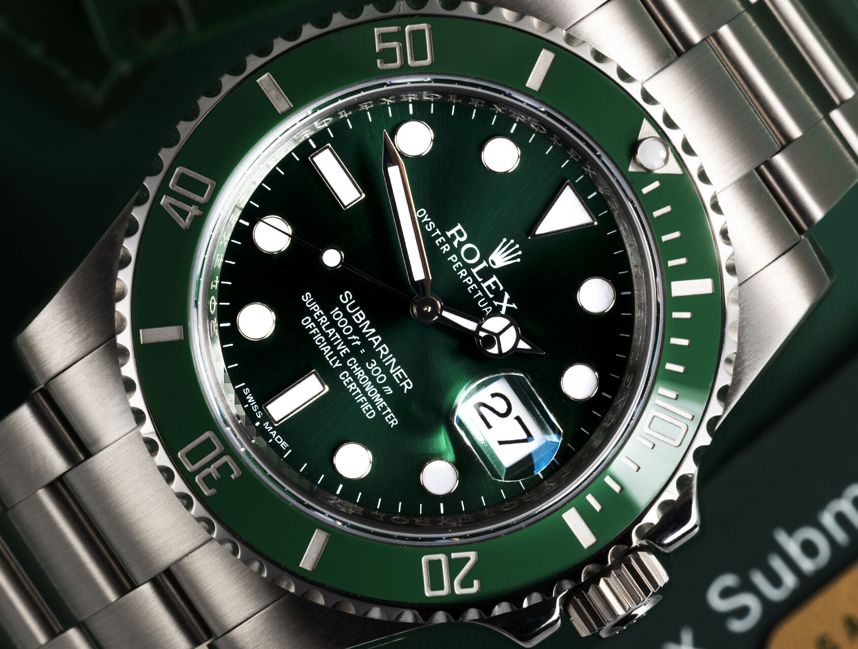 ref 116610LV | 116610LV - Hulk | Rolex Submariner Date